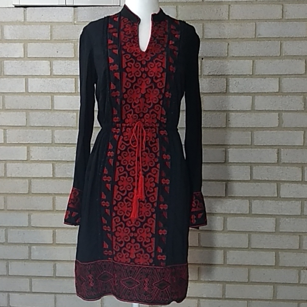 NWT Chelsea & Violet Embroidered Dress XS